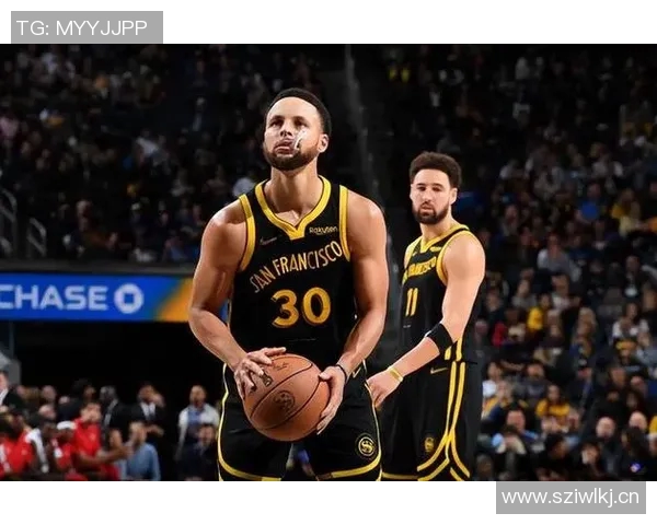 以斯蒂芬库里为核心打造未来勇士王朝球队重建新篇章